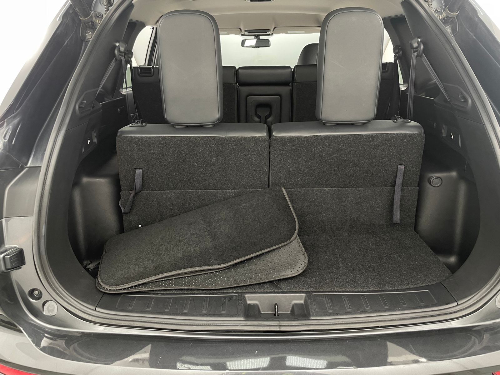 Thumbnail: 2024 Mitsubishi Outlander - 6