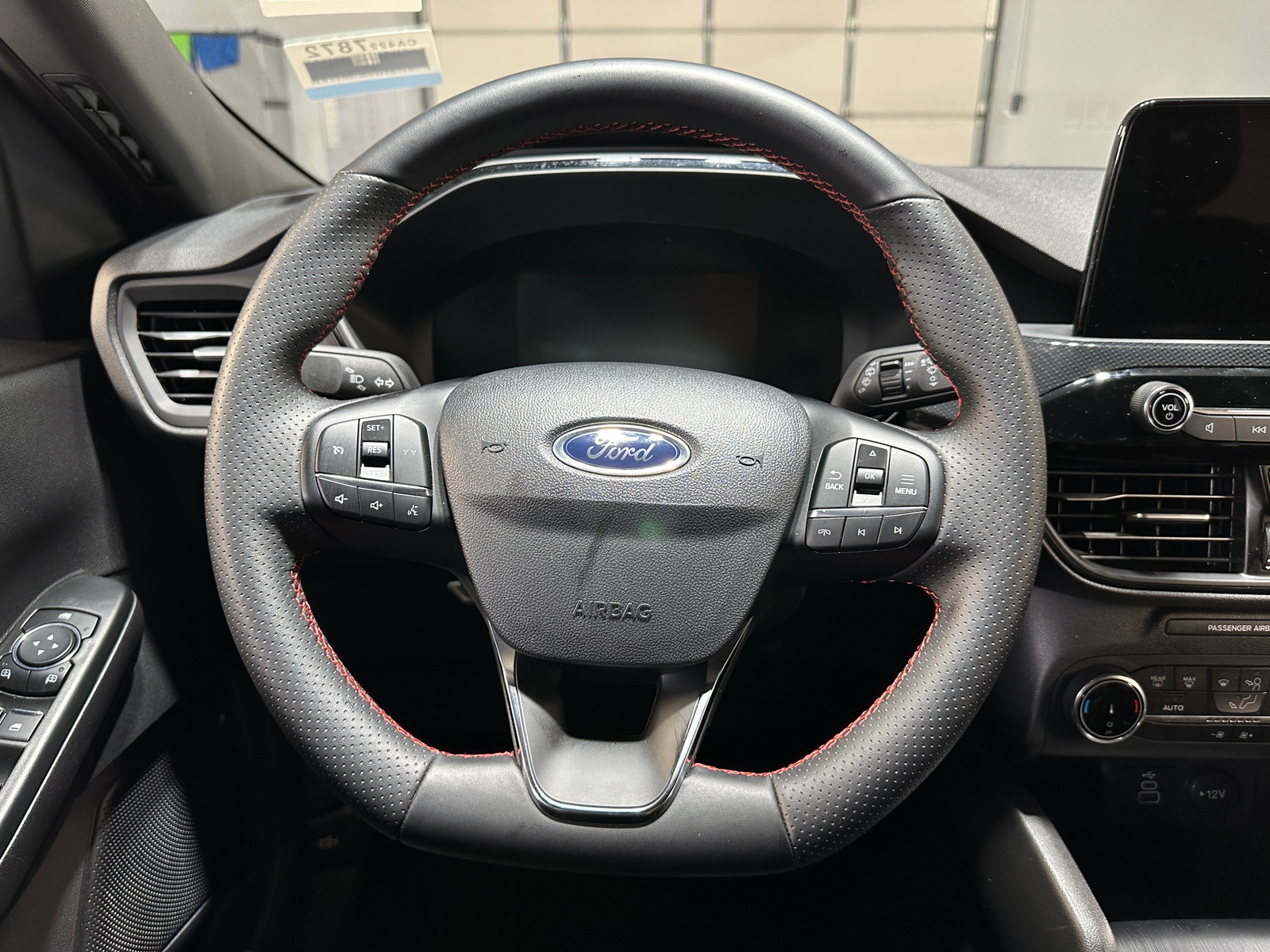 Thumbnail: 2025 Ford Escape - 5