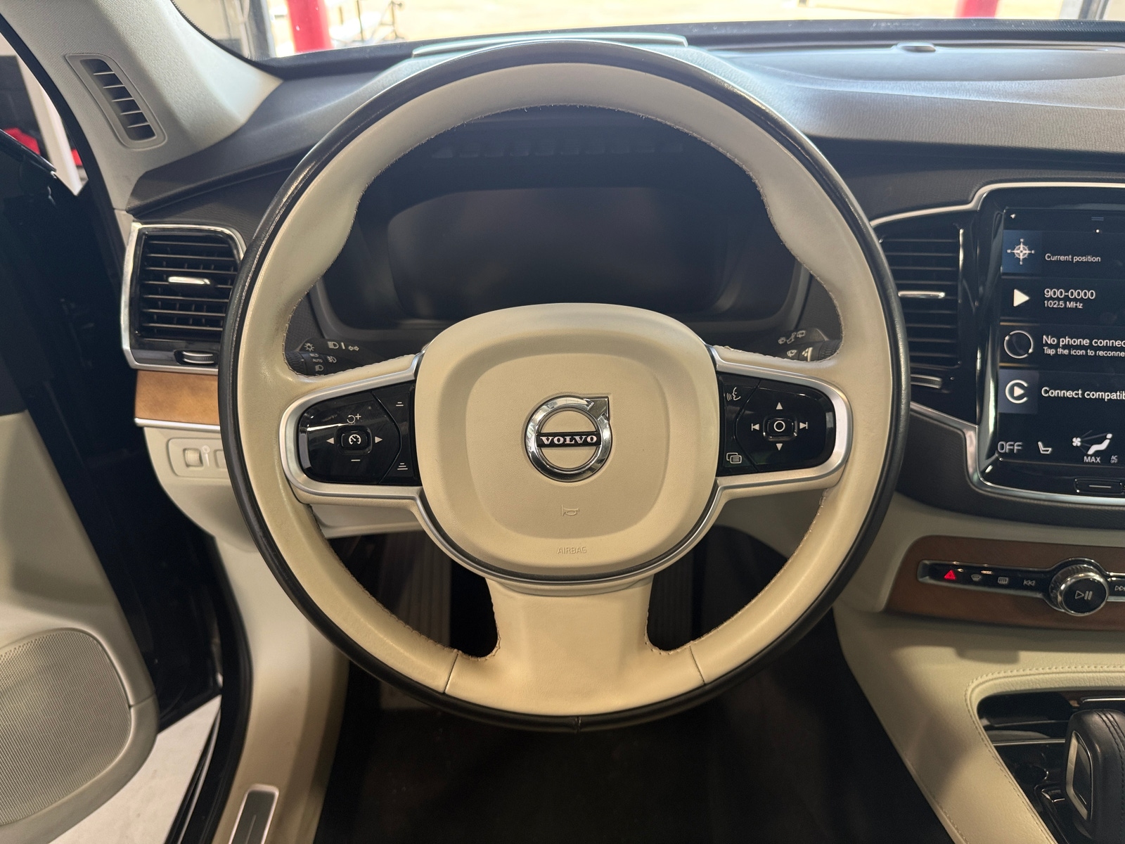 Thumbnail: 2021 Volvo XC90 - 4