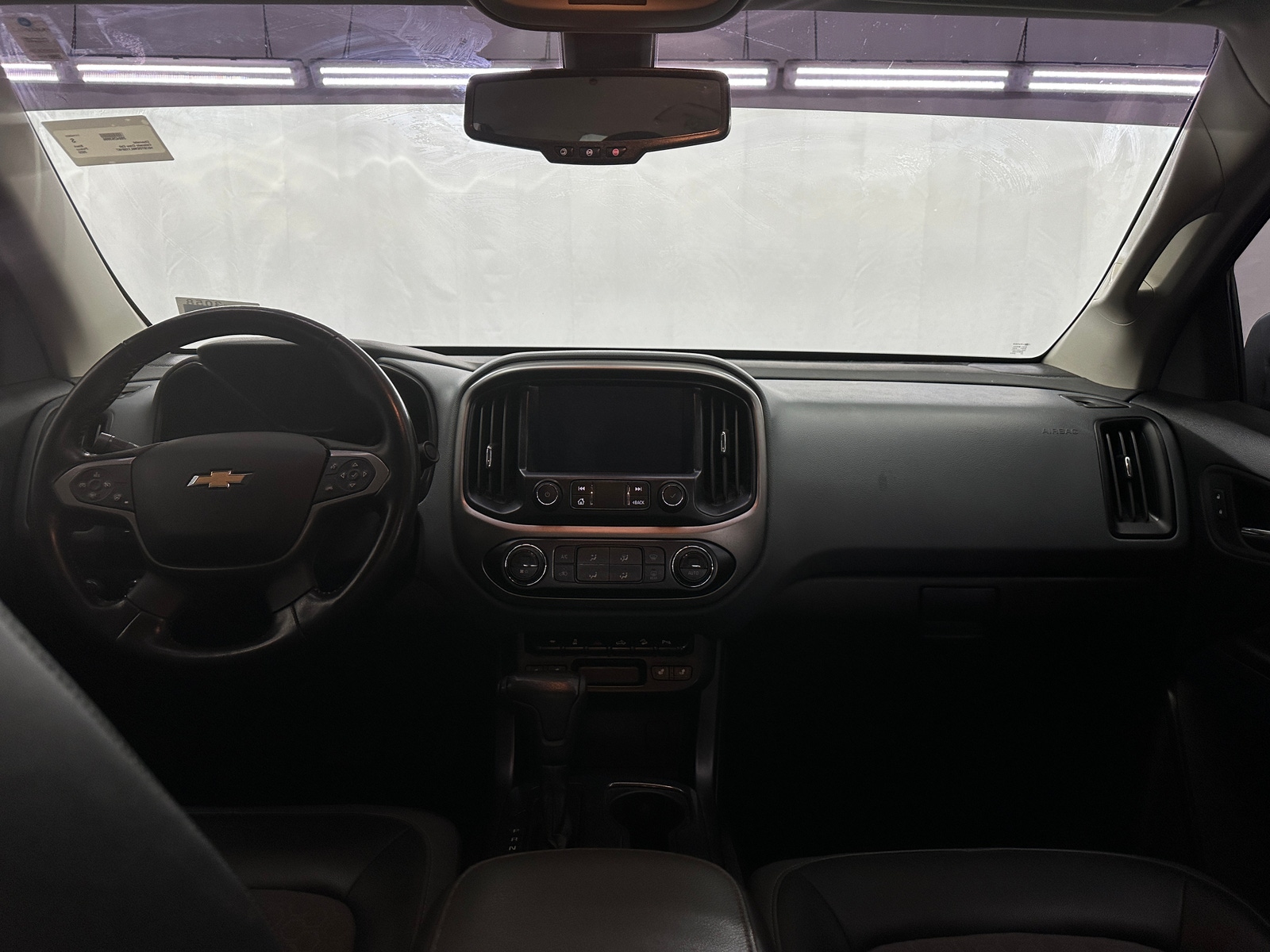 Thumbnail: 2020 Chevrolet Colorado - 3