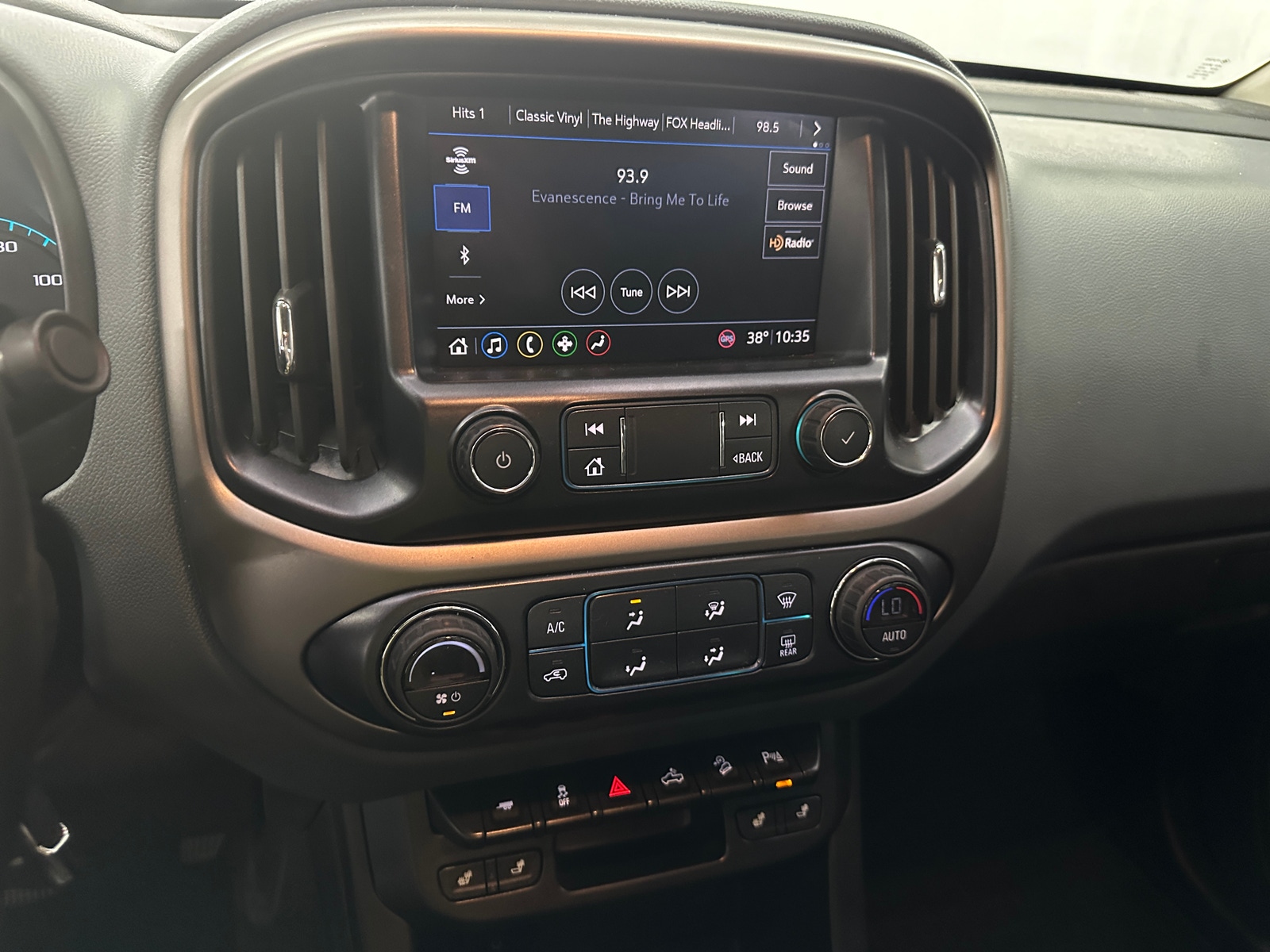 Thumbnail: 2020 Chevrolet Colorado - 4