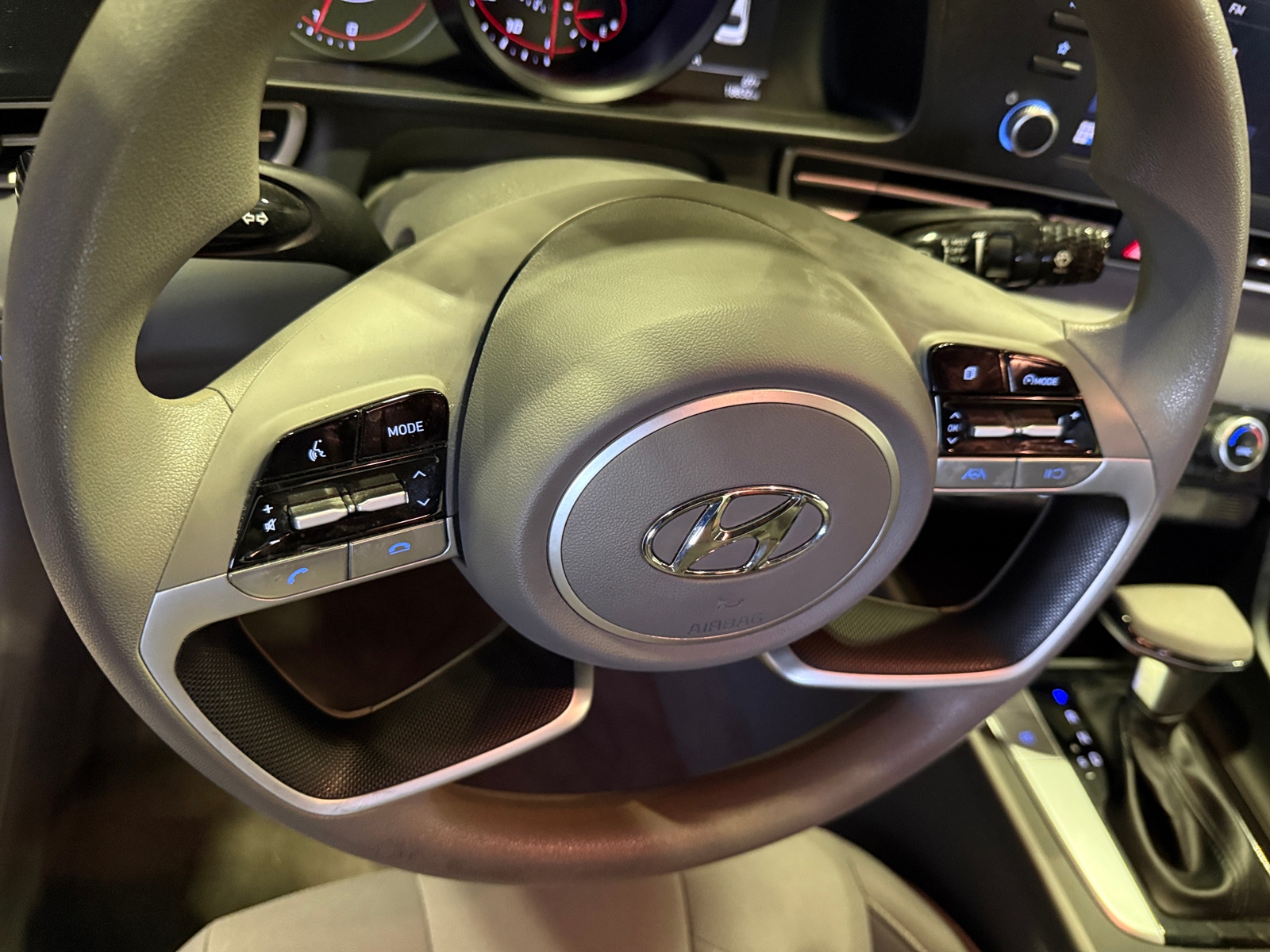 Thumbnail: 2023 Hyundai Elantra - 5