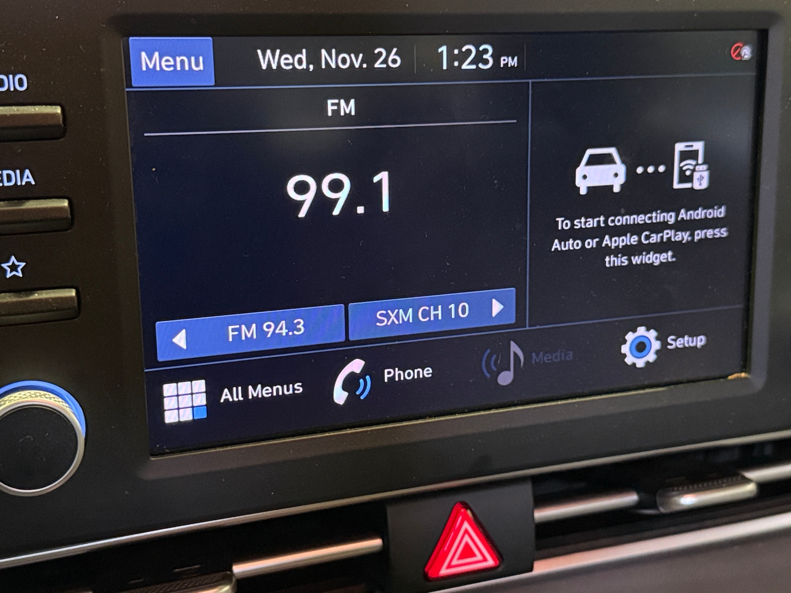 Thumbnail: 2023 Hyundai Elantra - 4