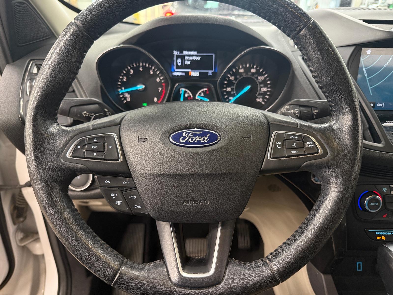 Thumbnail: 2017 Ford Escape - 4