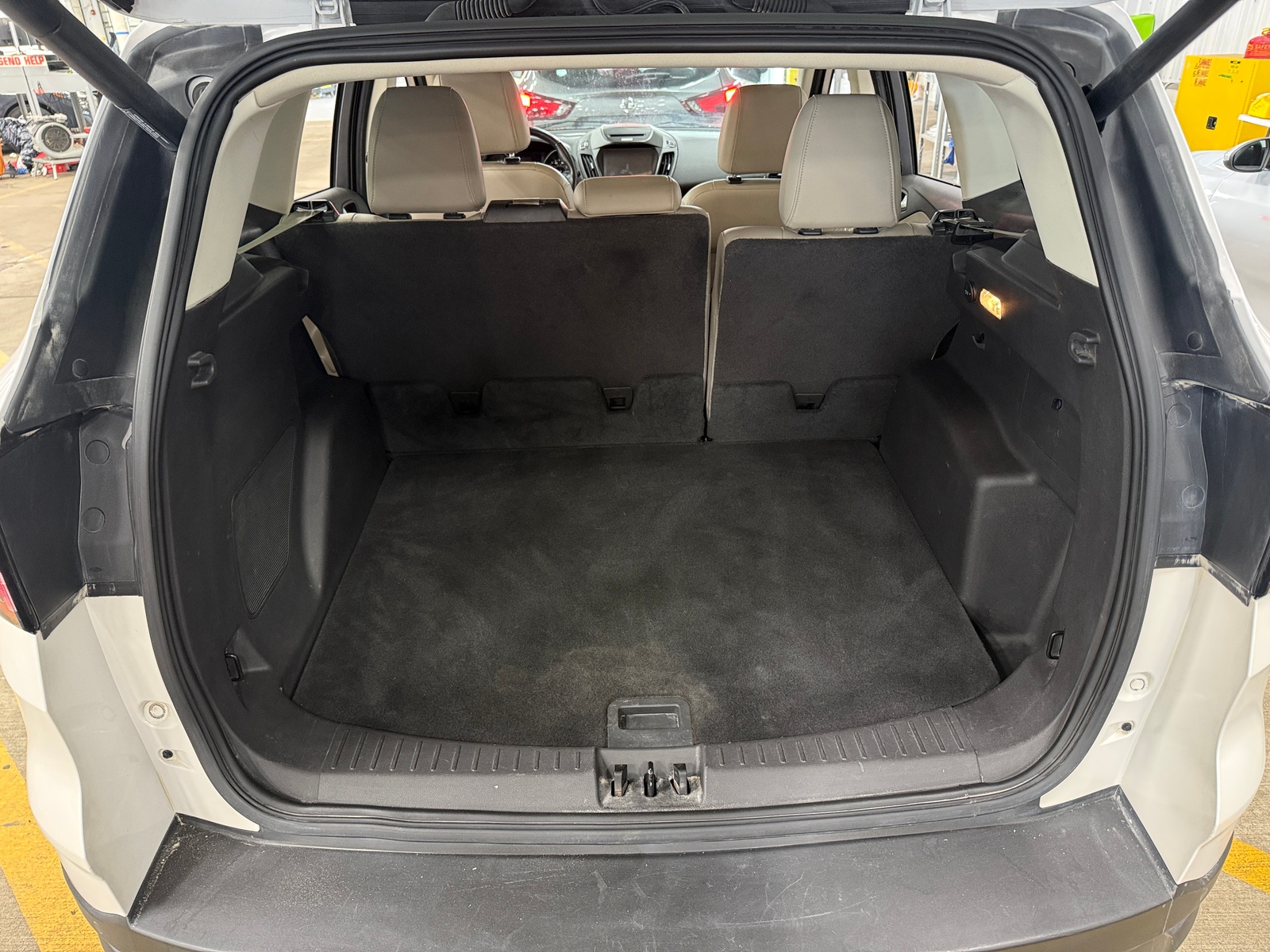 Thumbnail: 2017 Ford Escape - 6