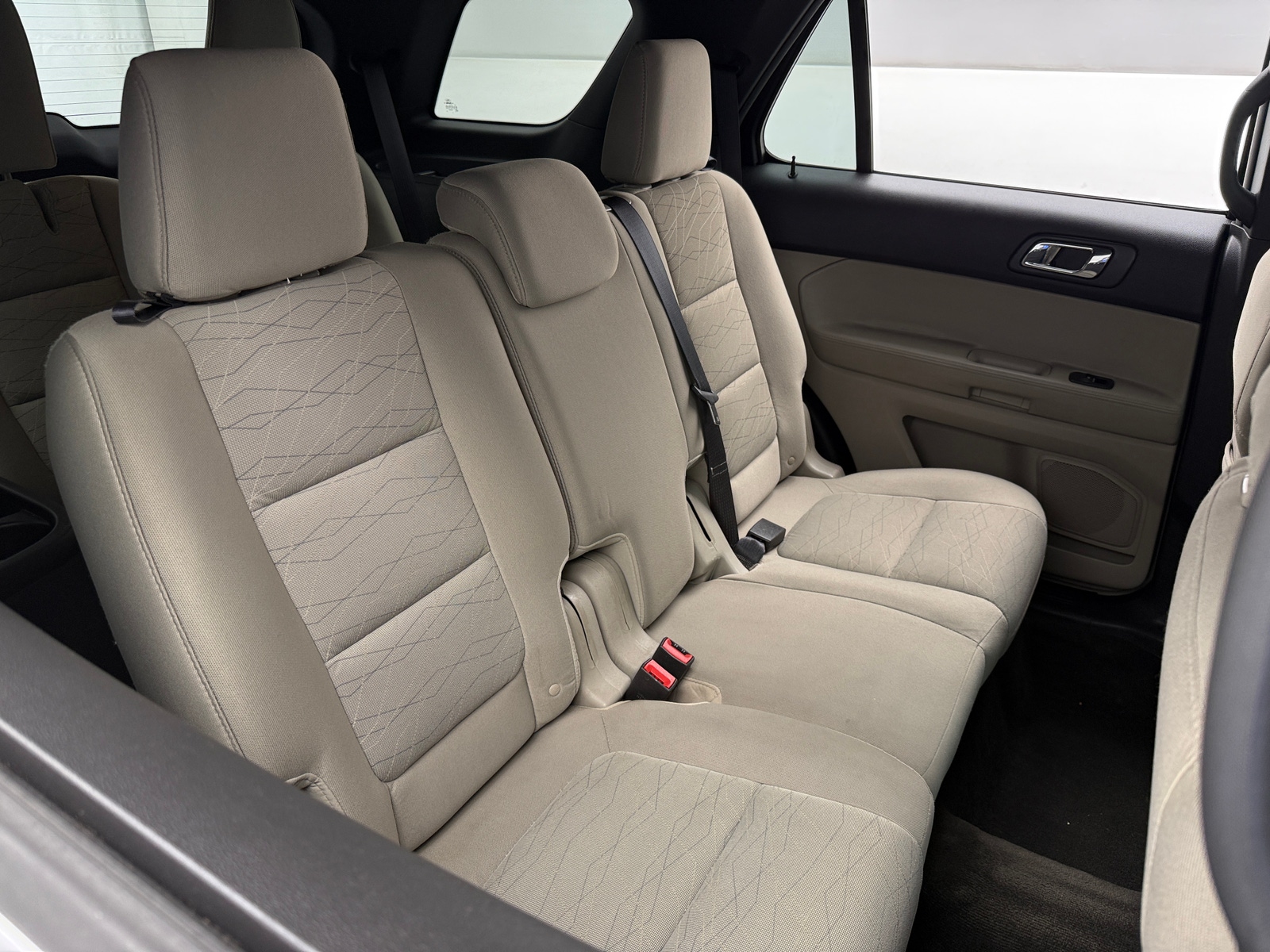 Thumbnail: 2013 Ford Explorer - 6