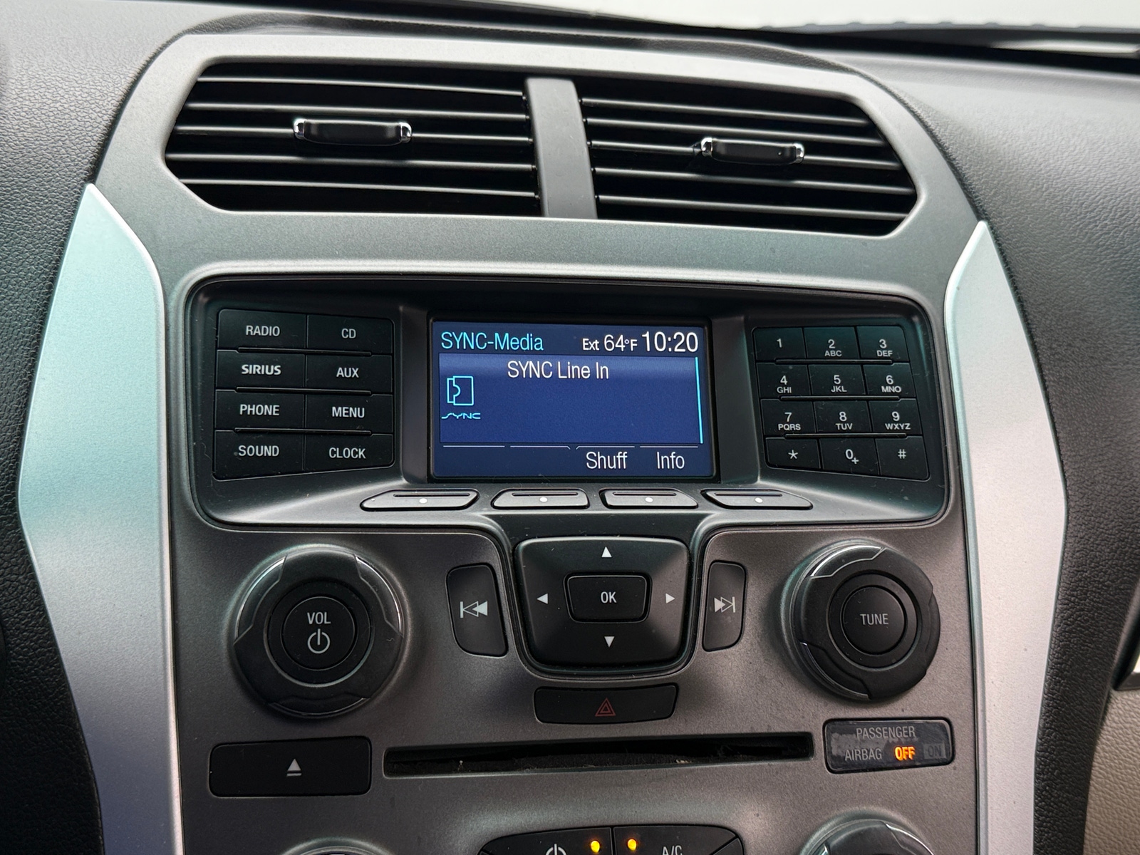 Thumbnail: 2013 Ford Explorer - 4