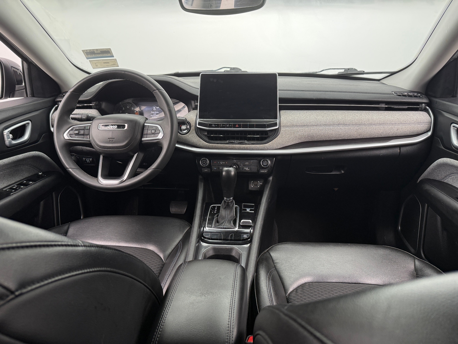 Thumbnail: 2022 Jeep Compass - 3