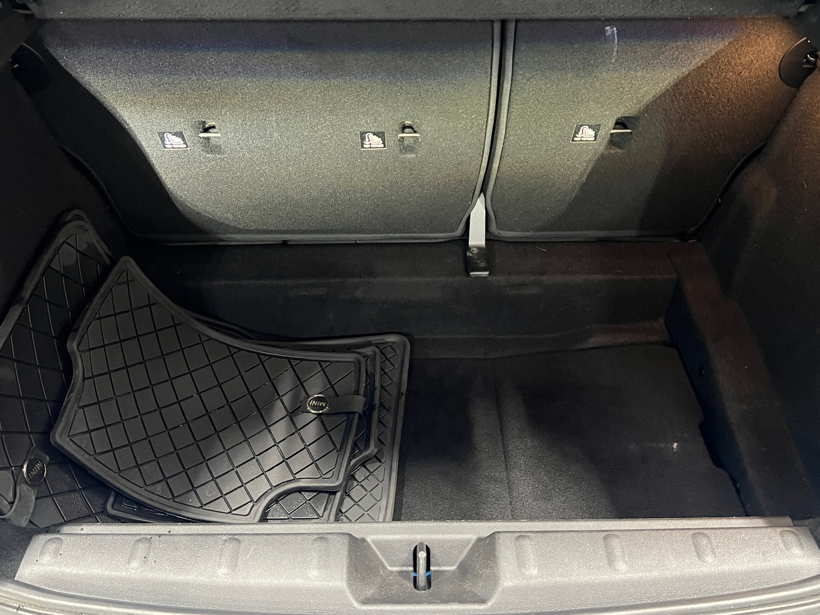 Thumbnail: 2019 MINI Cooper Hardtop - 6