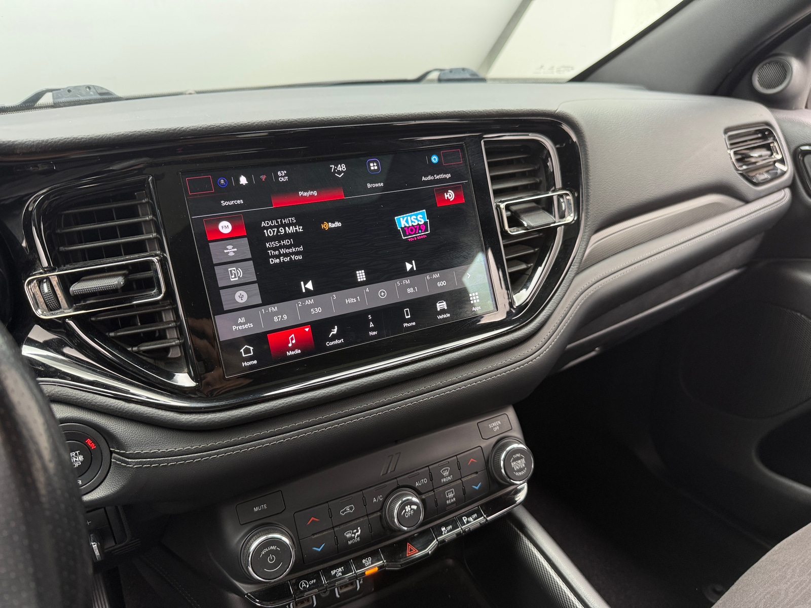 Thumbnail: 2021 Dodge Durango - 4