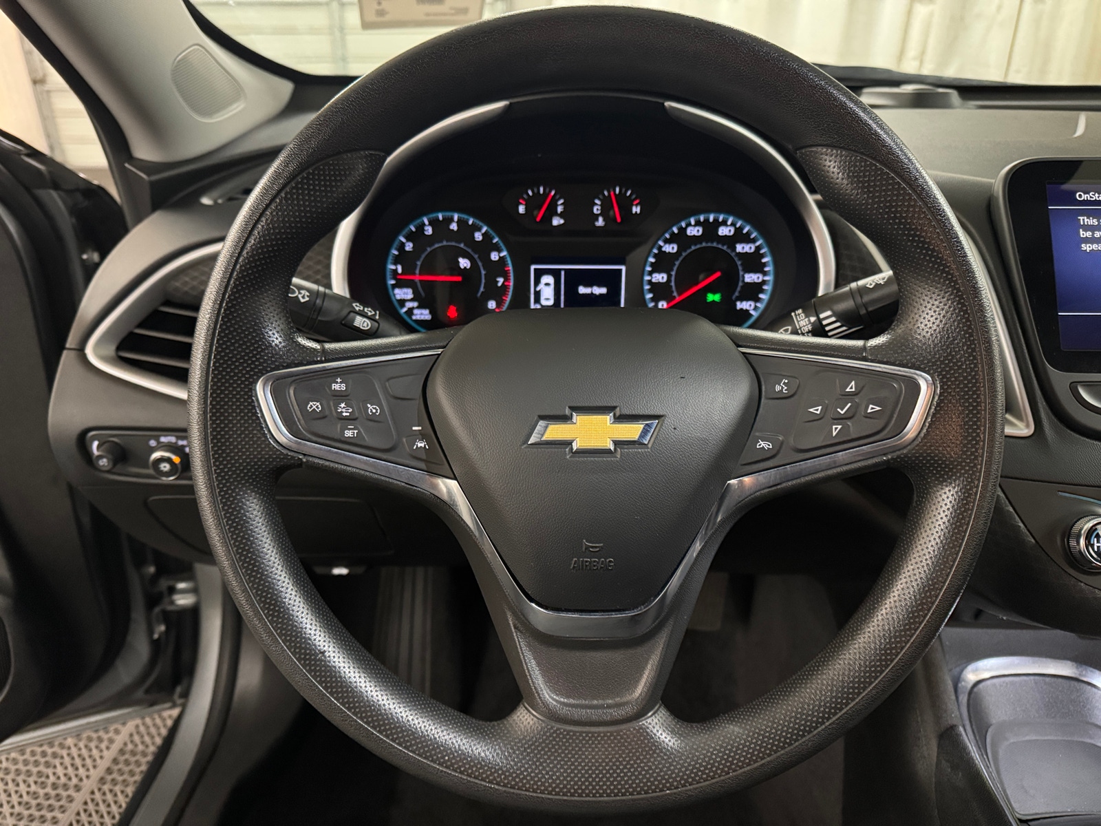 Thumbnail: 2023 Chevrolet Malibu - 5