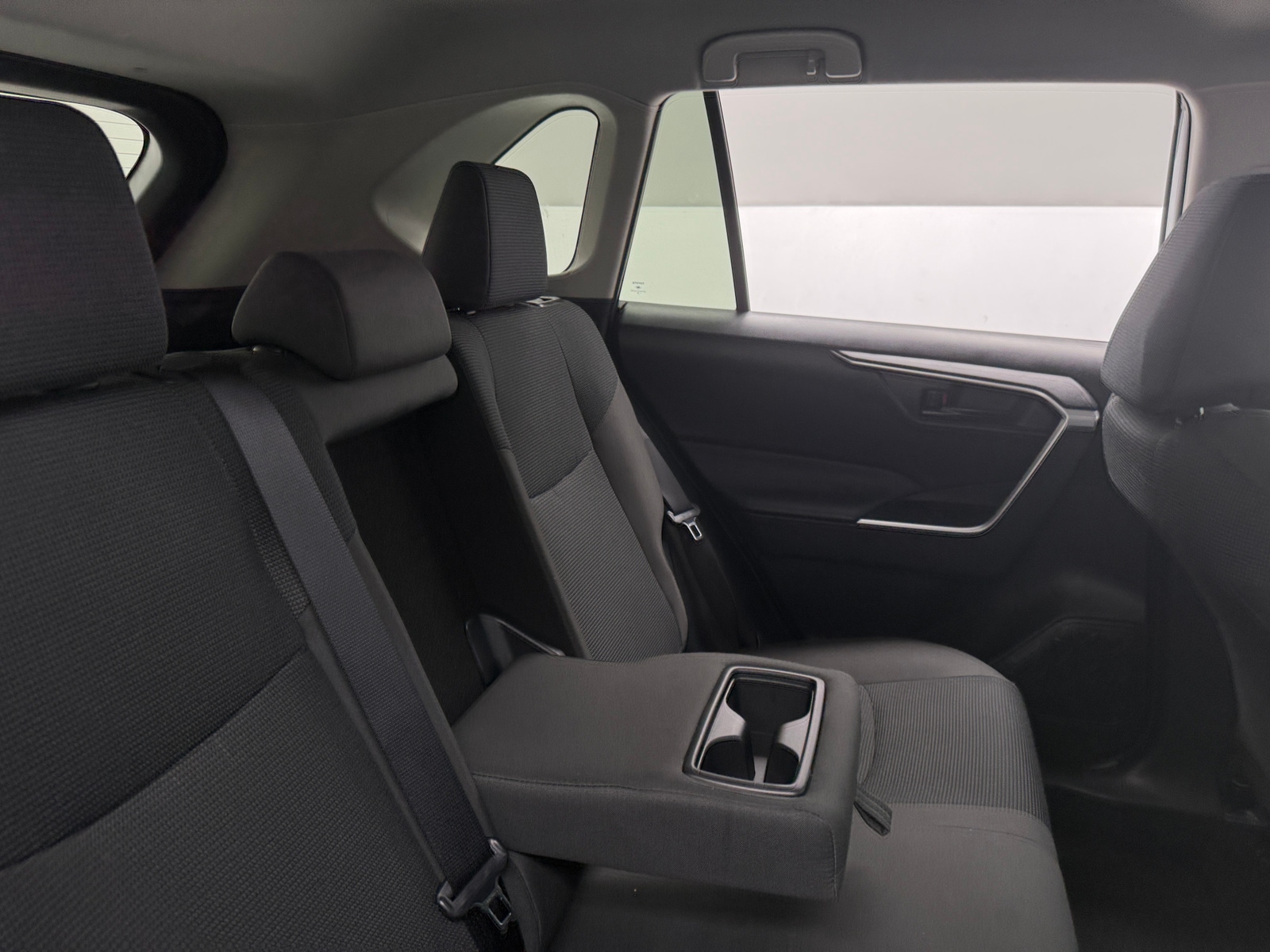 Thumbnail: 2025 Toyota RAV4 - 6