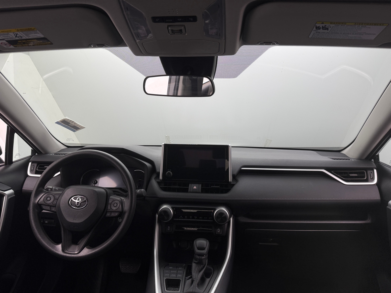 Thumbnail: 2025 Toyota RAV4 - 3