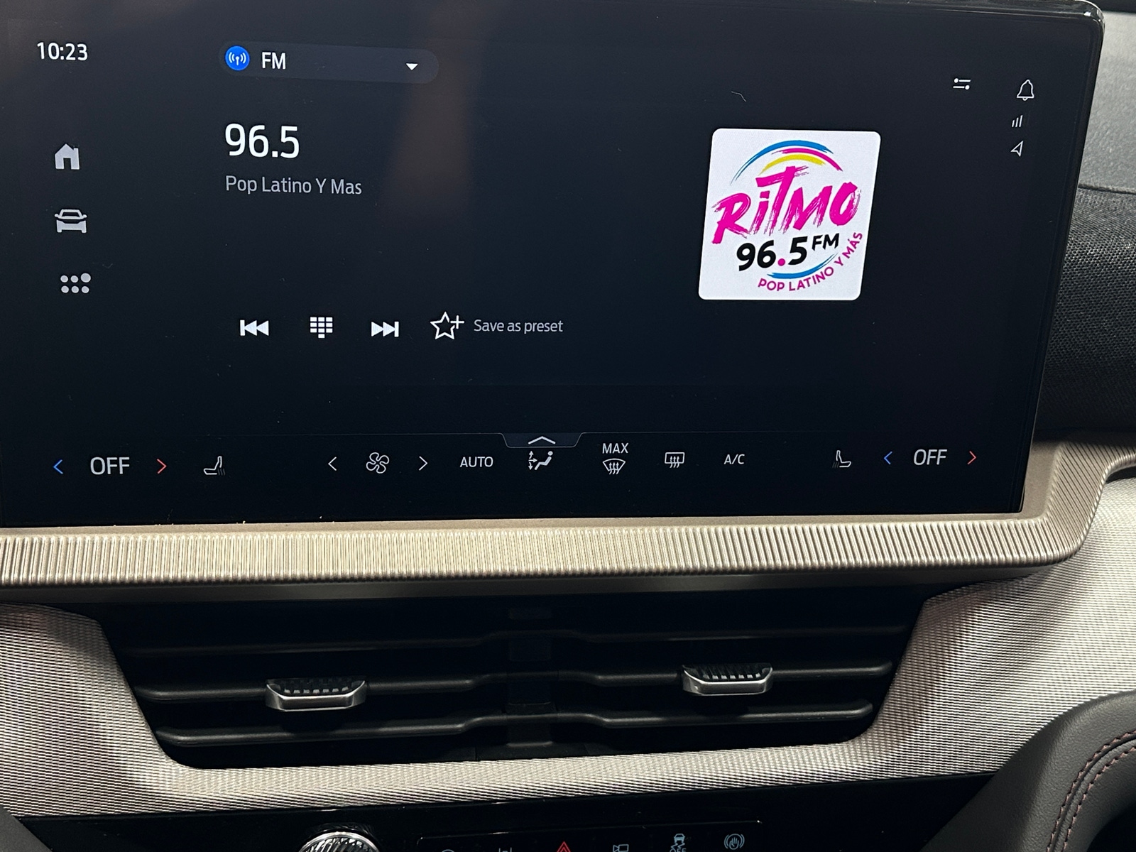 Thumbnail: 2025 Ford Explorer - 4