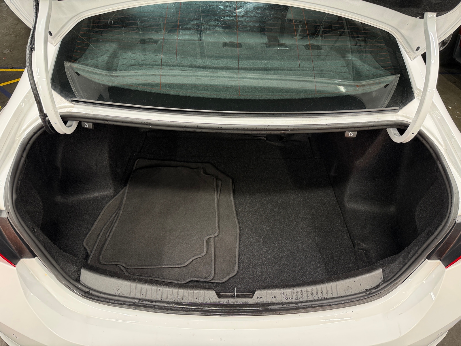 Thumbnail: 2024 Chevrolet Malibu - 7