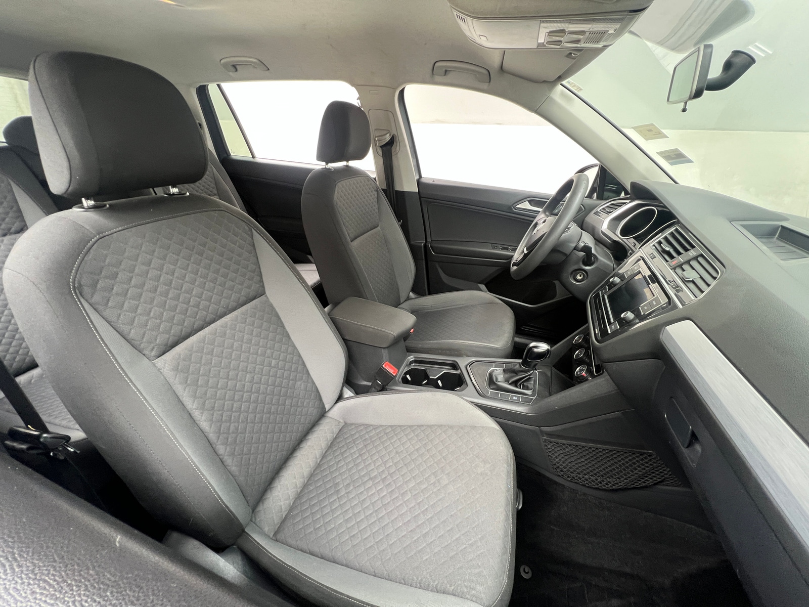 Thumbnail: 2018 Volkswagen Tiguan - 2