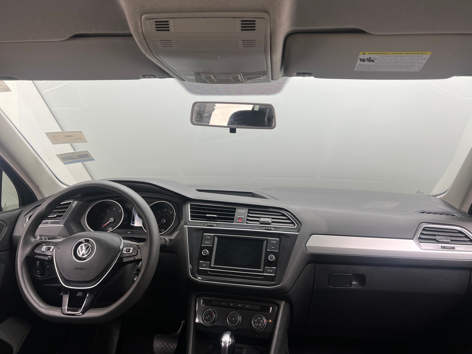 Thumbnail: 2018 Volkswagen Tiguan - 3