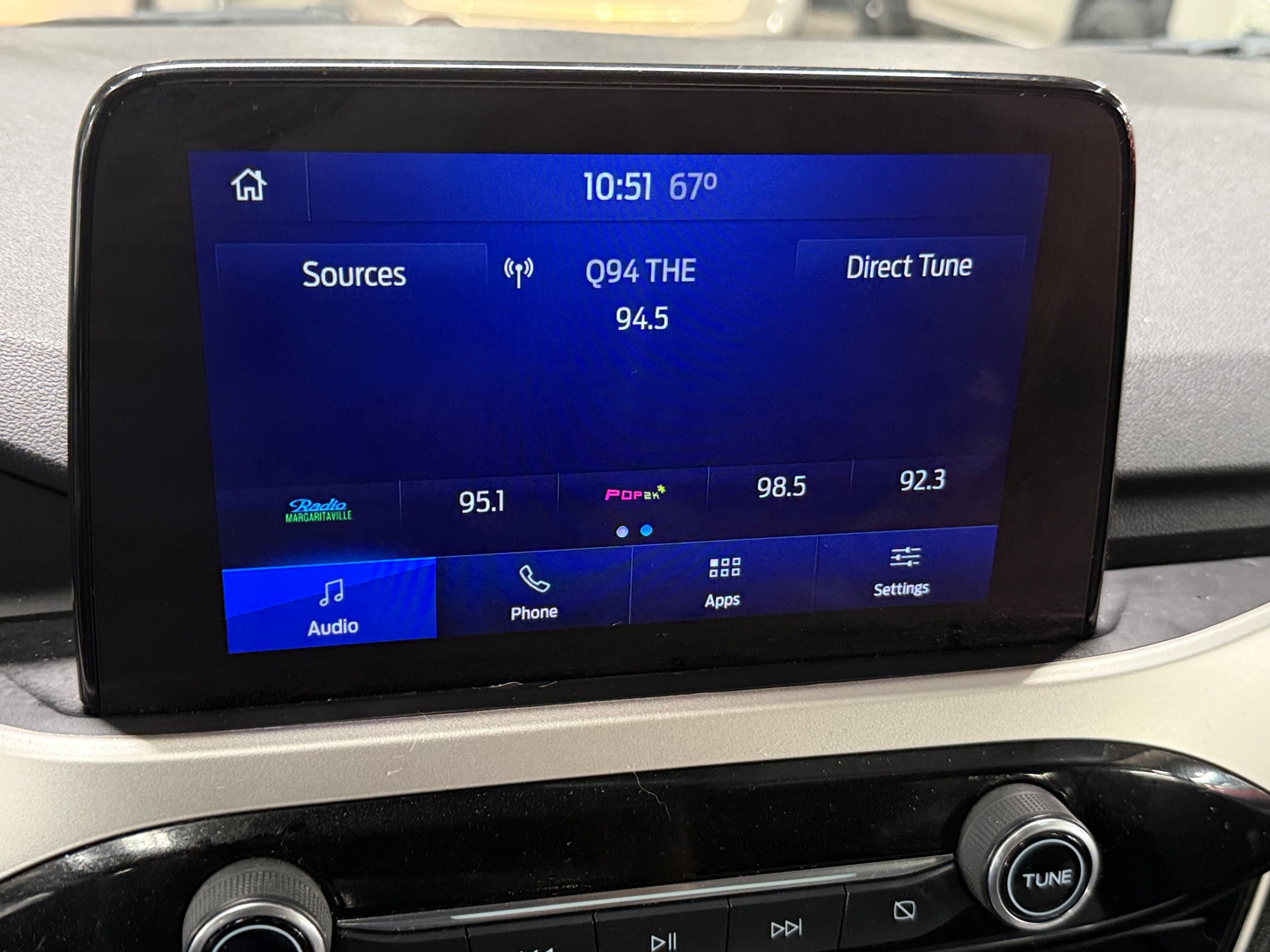 Thumbnail: 2020 Ford Escape - 4