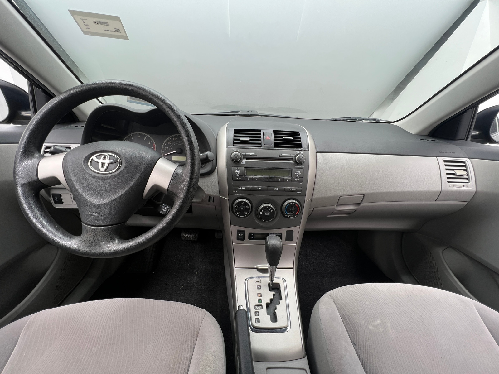 Thumbnail: 2011 Toyota Corolla - 3