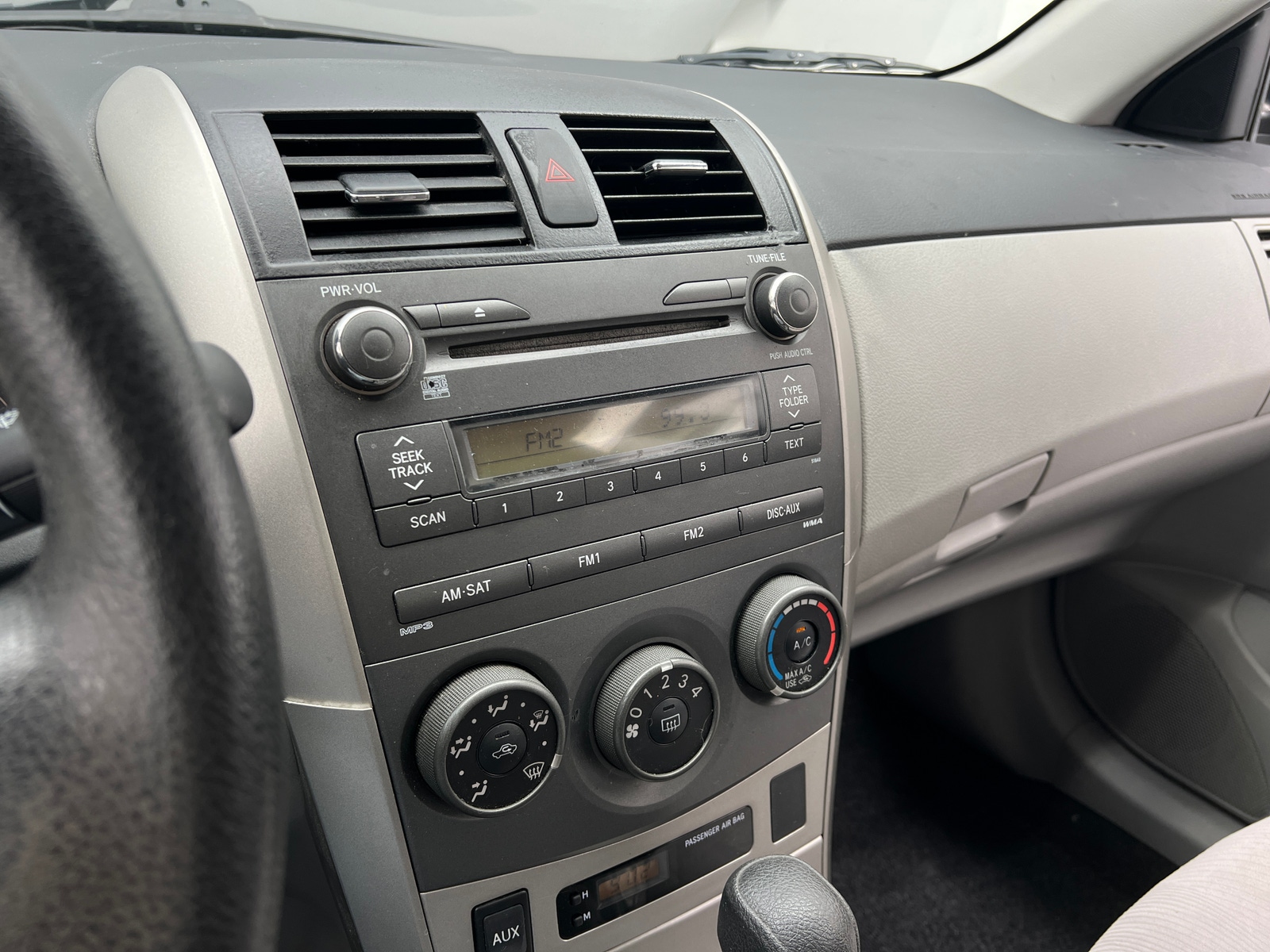 Thumbnail: 2011 Toyota Corolla - 4