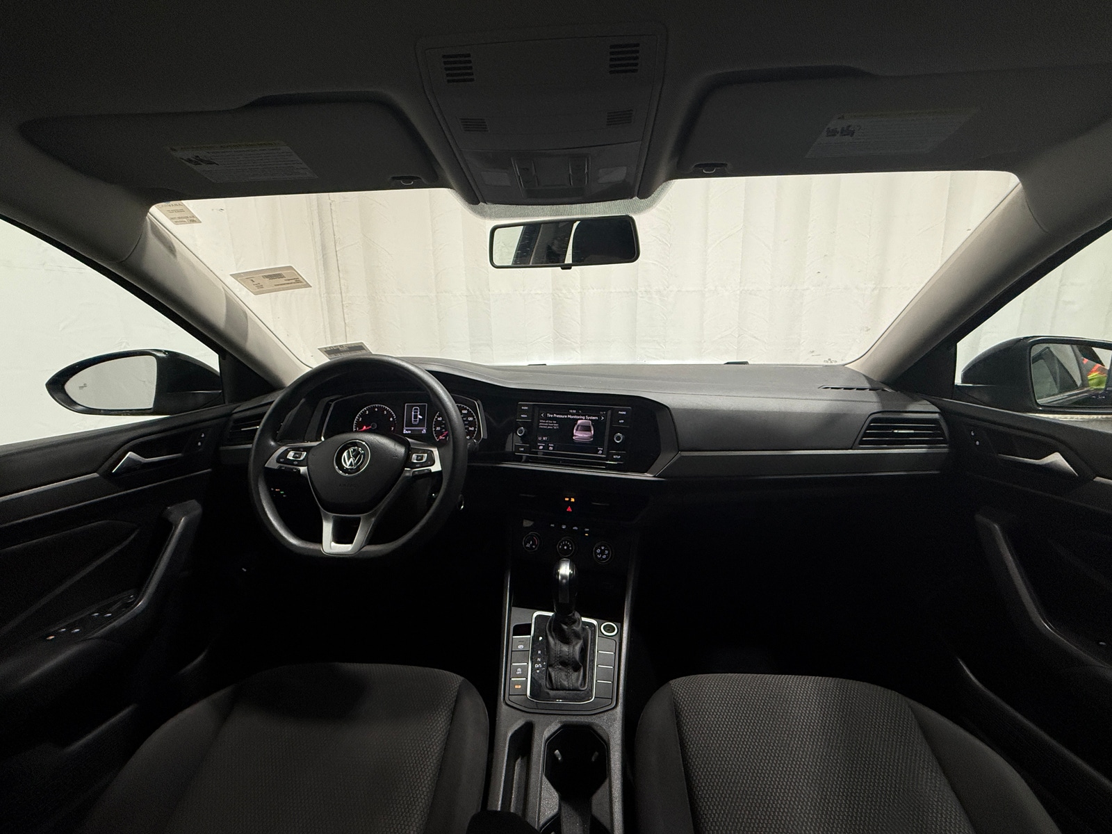 Thumbnail: 2019 Volkswagen Jetta - 3