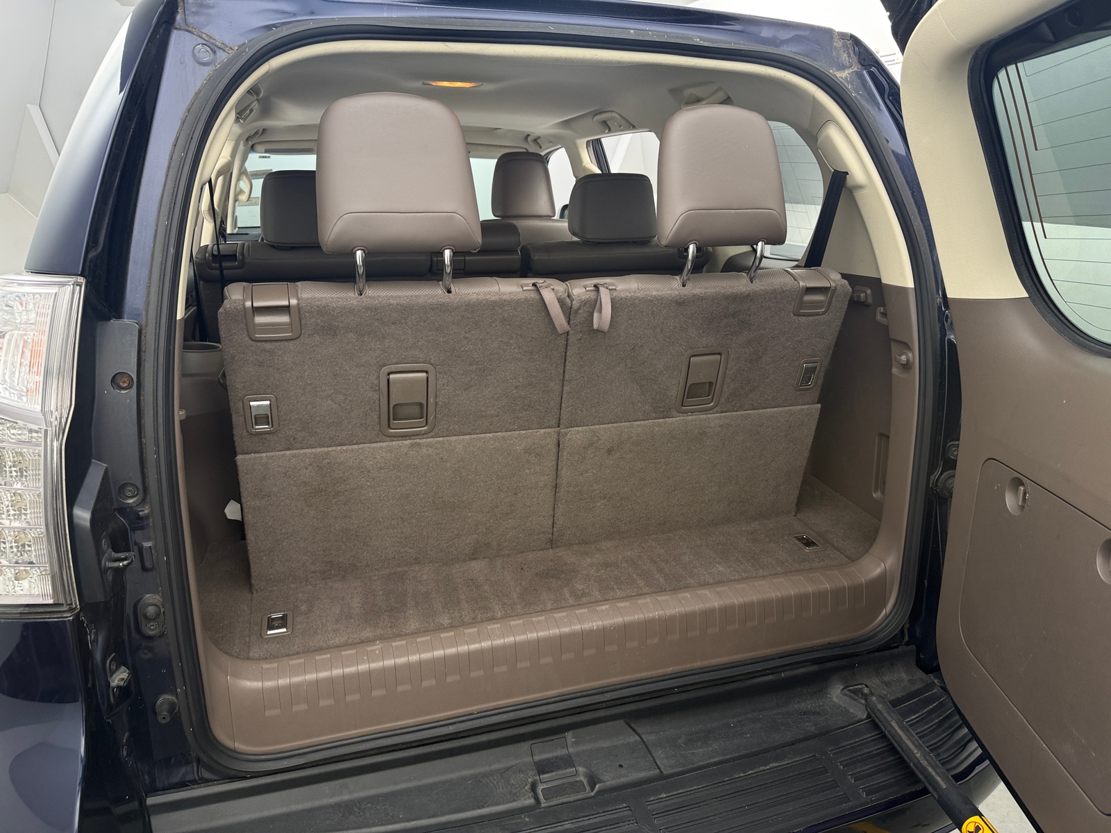 Thumbnail: 2017 Lexus GX - 6