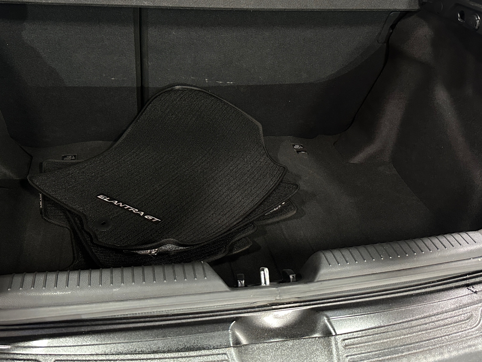 Thumbnail: 2013 Hyundai Elantra - 7