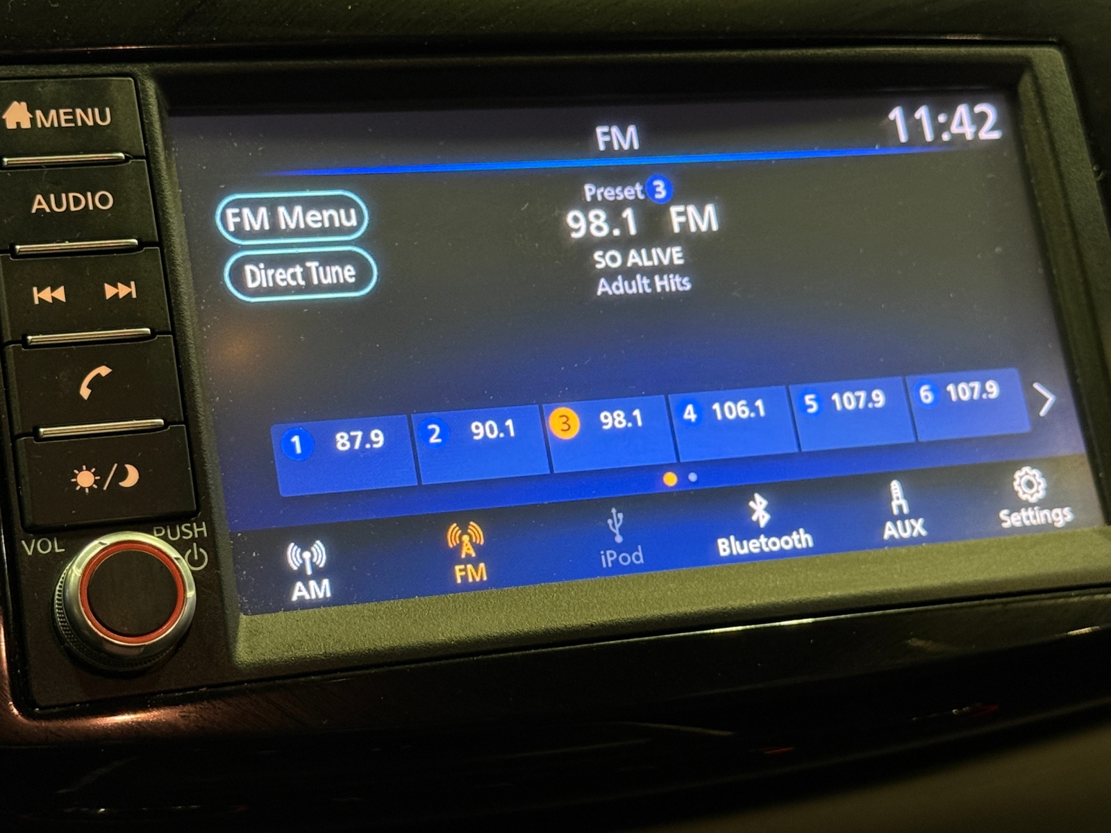 Thumbnail: 2019 Nissan Sentra - 4