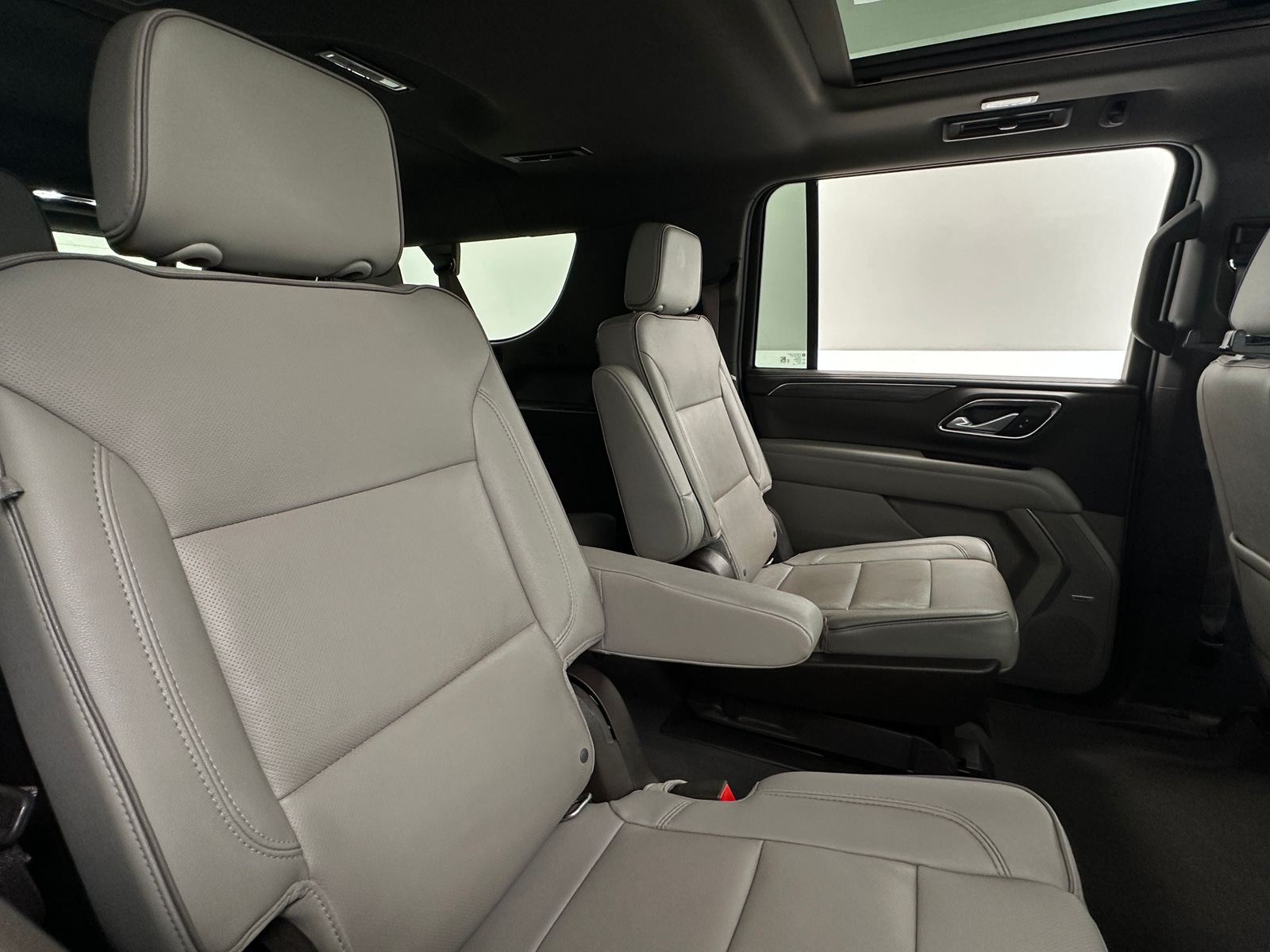 Thumbnail: 2022 GMC Yukon XL - 5