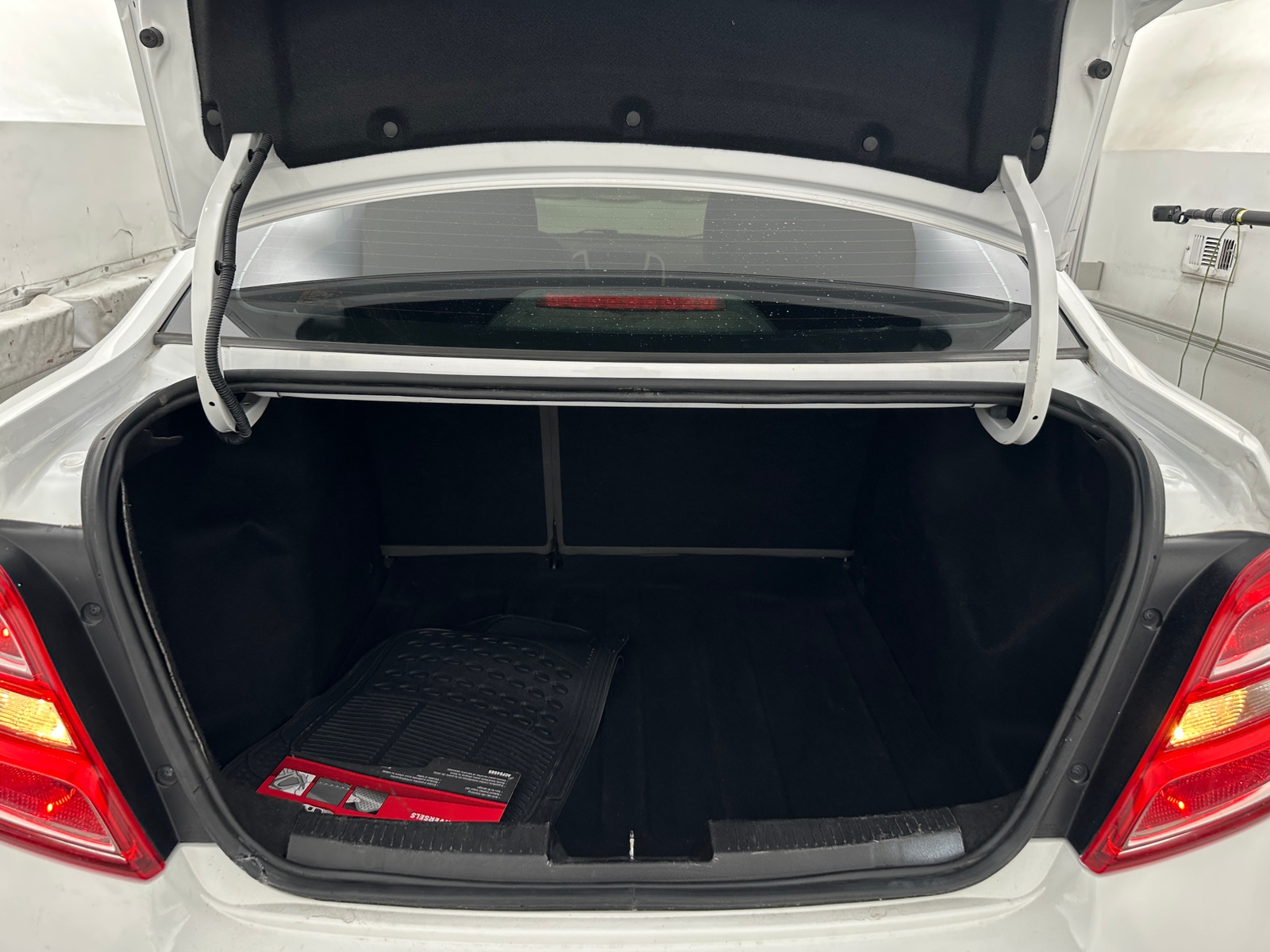 Thumbnail: 2018 Chevrolet Sonic - 7