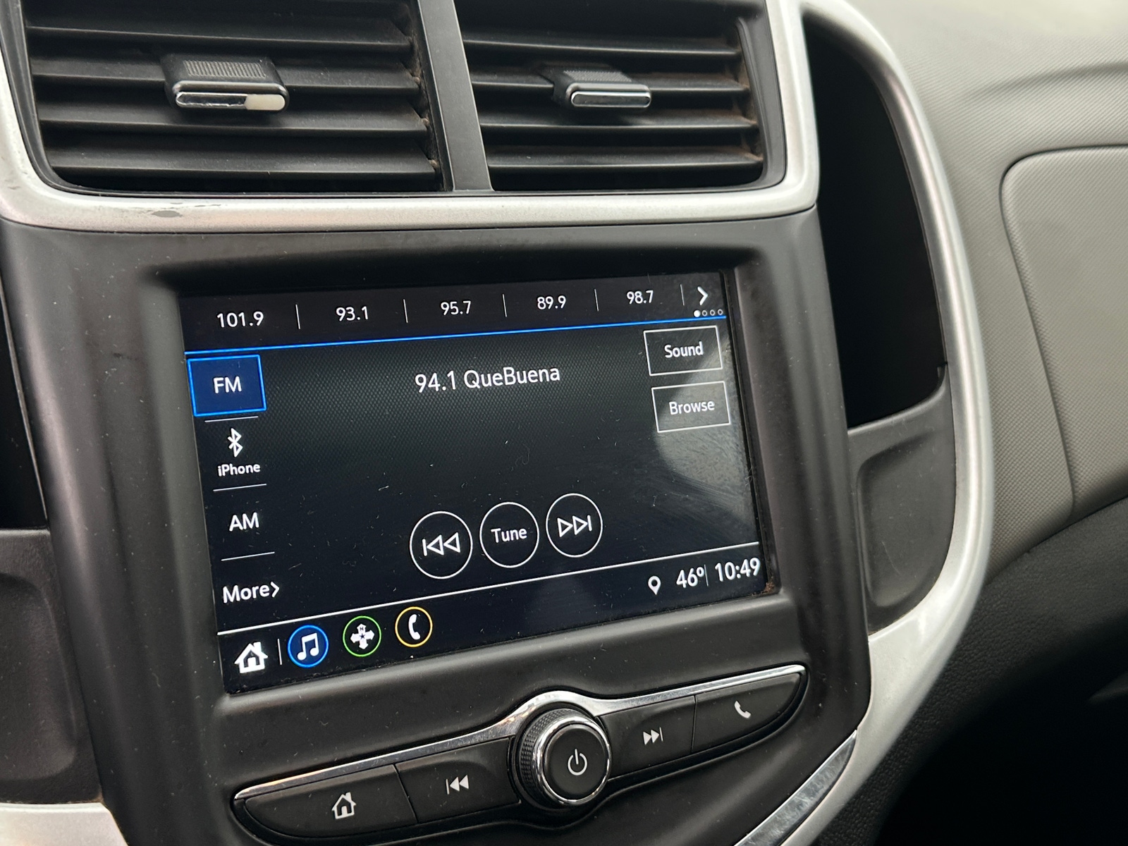 Thumbnail: 2018 Chevrolet Sonic - 4