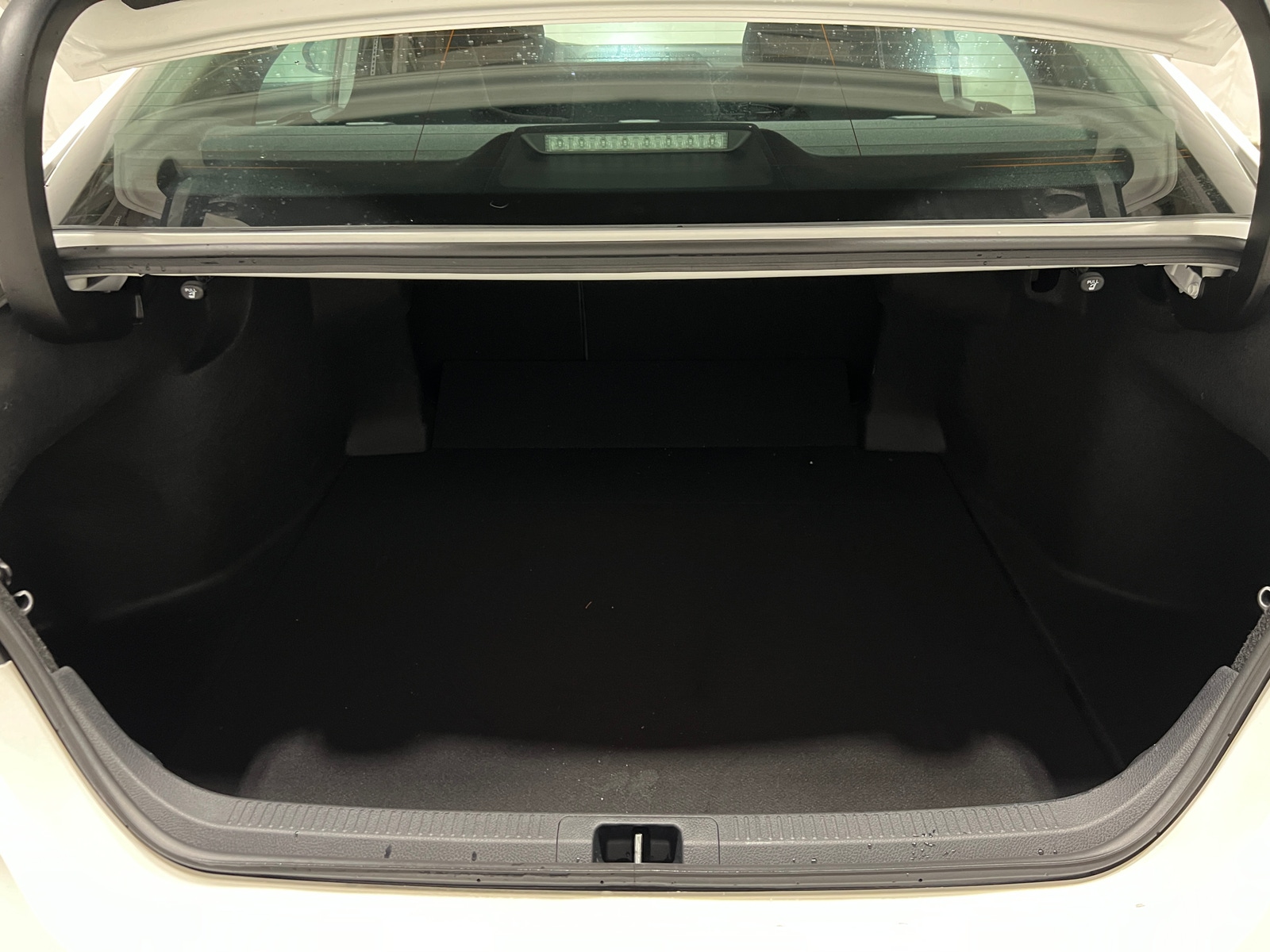 Thumbnail: 2020 Toyota Camry - 7