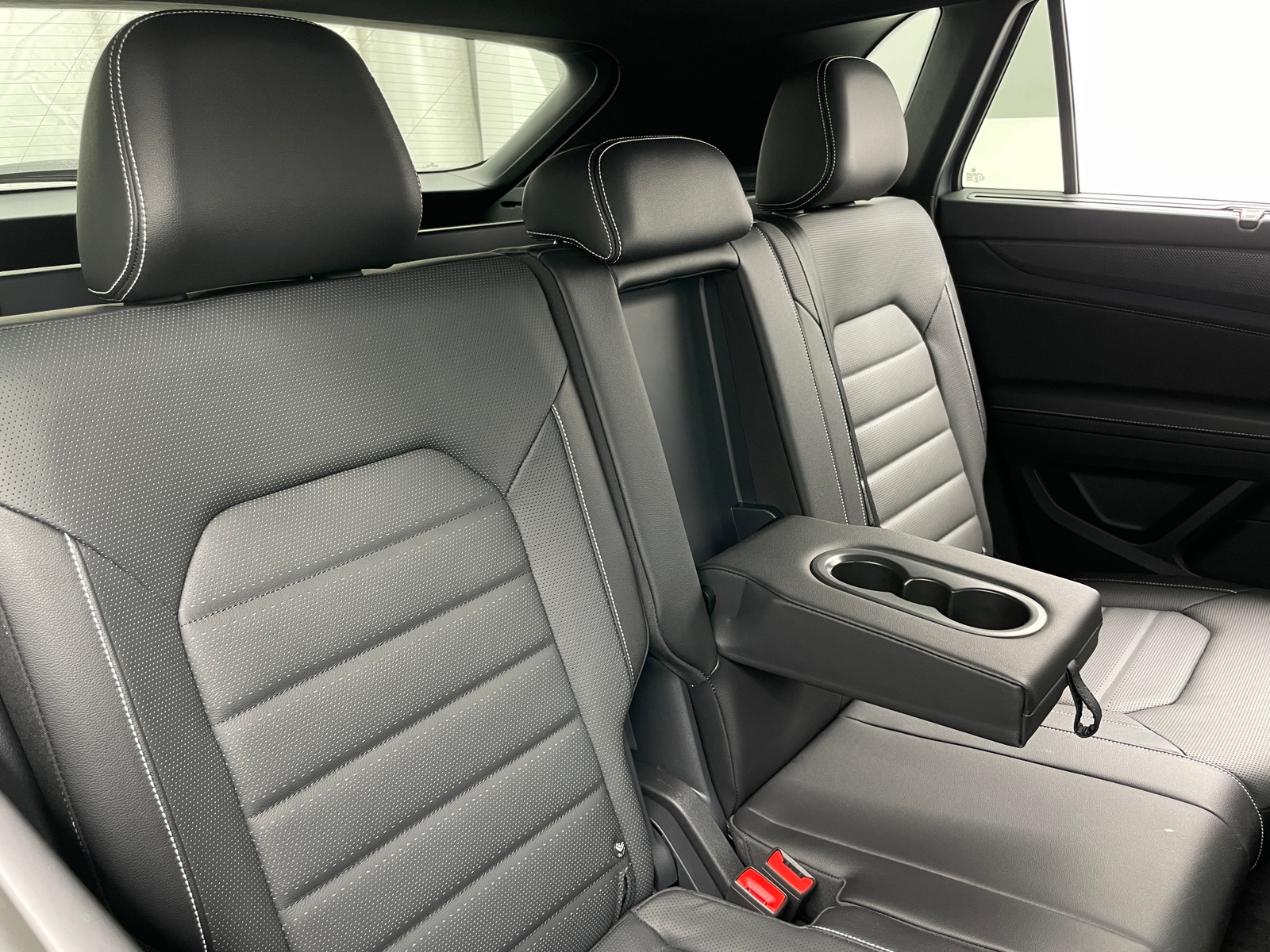 Thumbnail: 2024 Volkswagen Atlas - 5