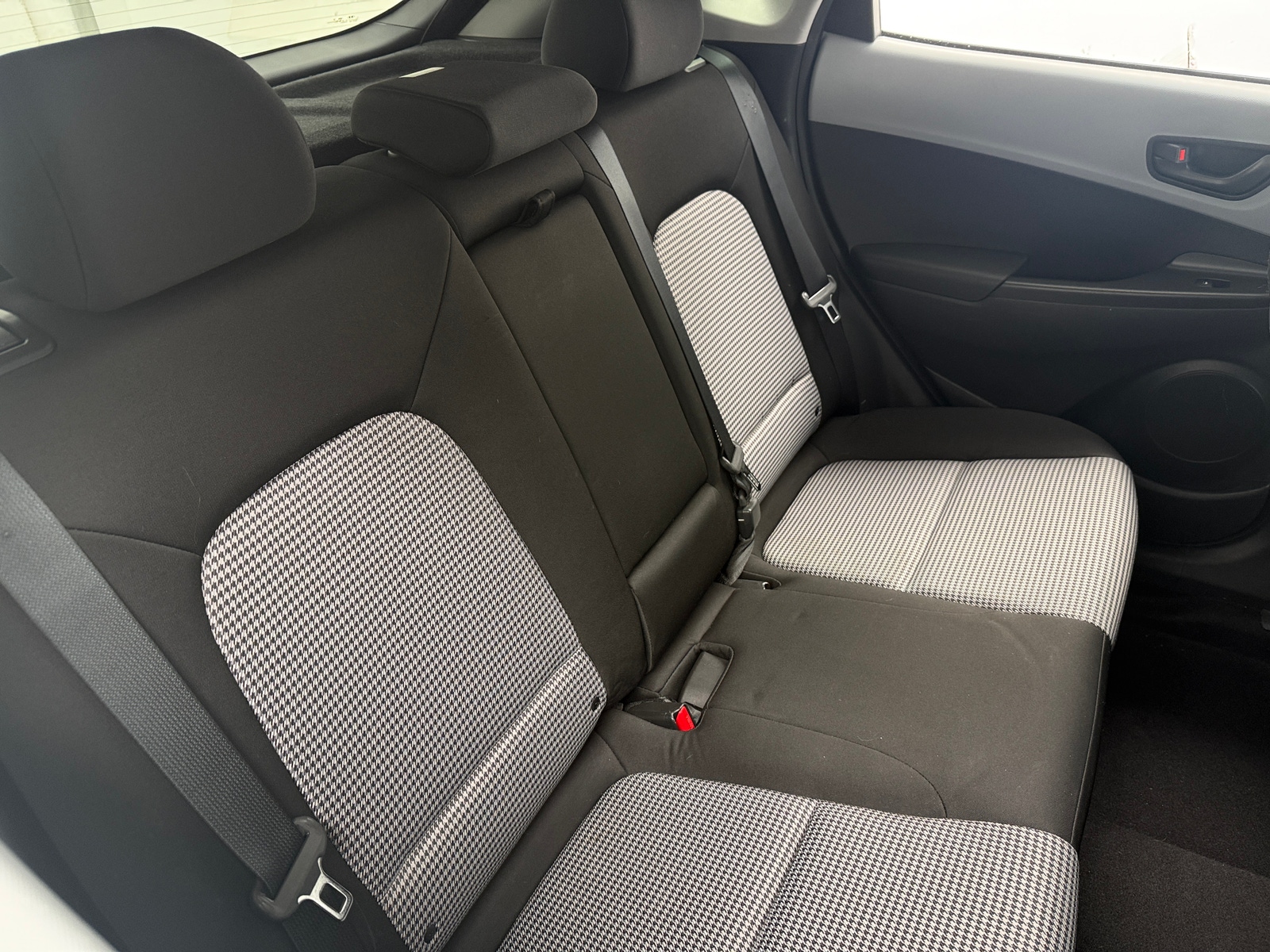 Thumbnail: 2021 Hyundai Kona - 6