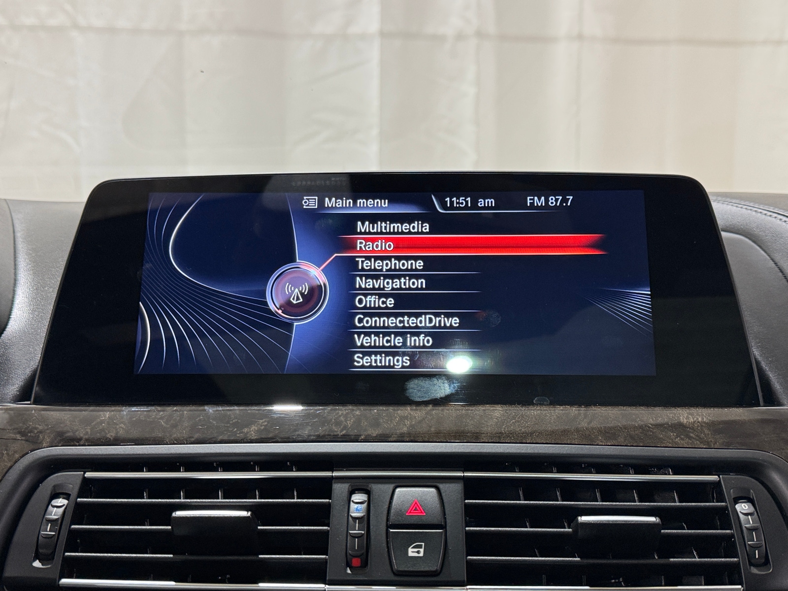 Thumbnail: 2015 BMW 6 Series - 2