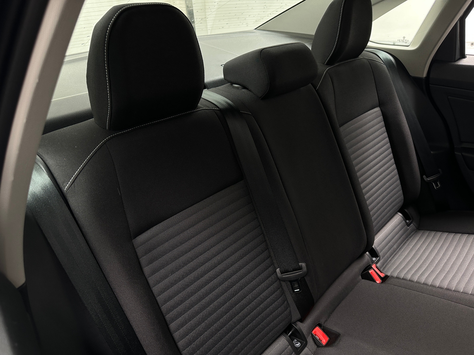 Thumbnail: 2023 Volkswagen Jetta - 6