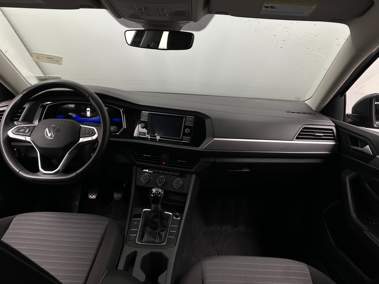 Thumbnail: 2023 Volkswagen Jetta - 3