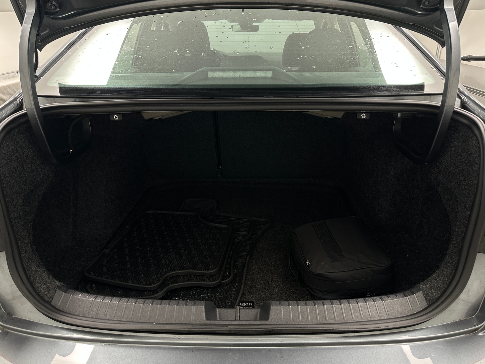 Thumbnail: 2023 Volkswagen Jetta - 7