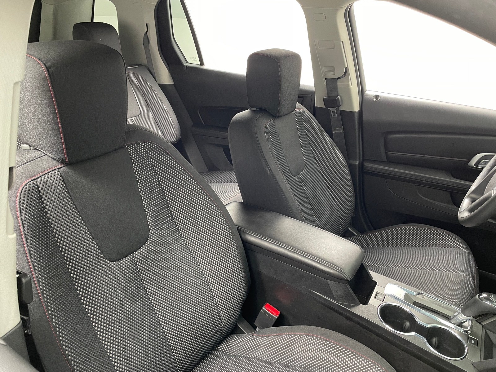 Thumbnail: 2017 GMC Terrain - 2