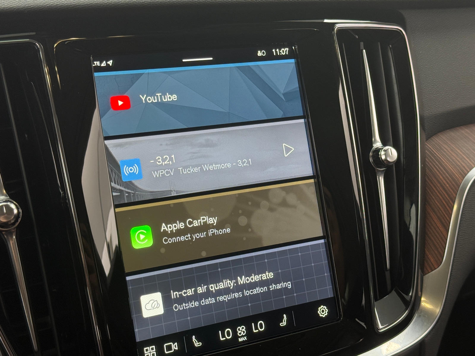 Thumbnail: 2025 Volvo V60 - 3