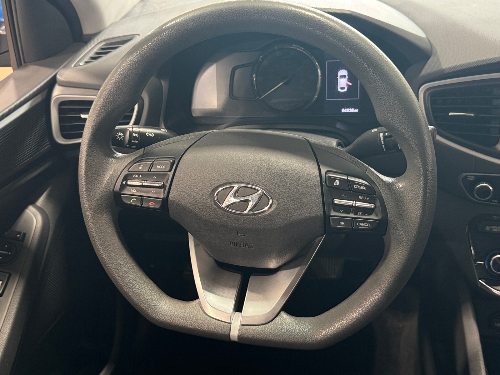 Thumbnail: 2018 Hyundai Ioniq - 5