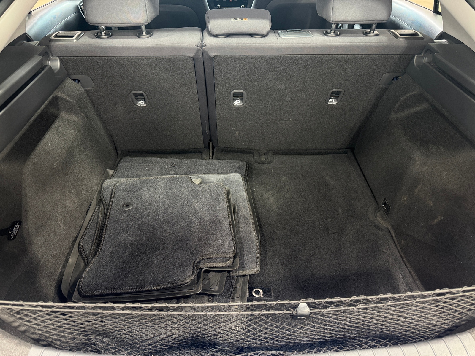 Thumbnail: 2018 Hyundai Ioniq - 7