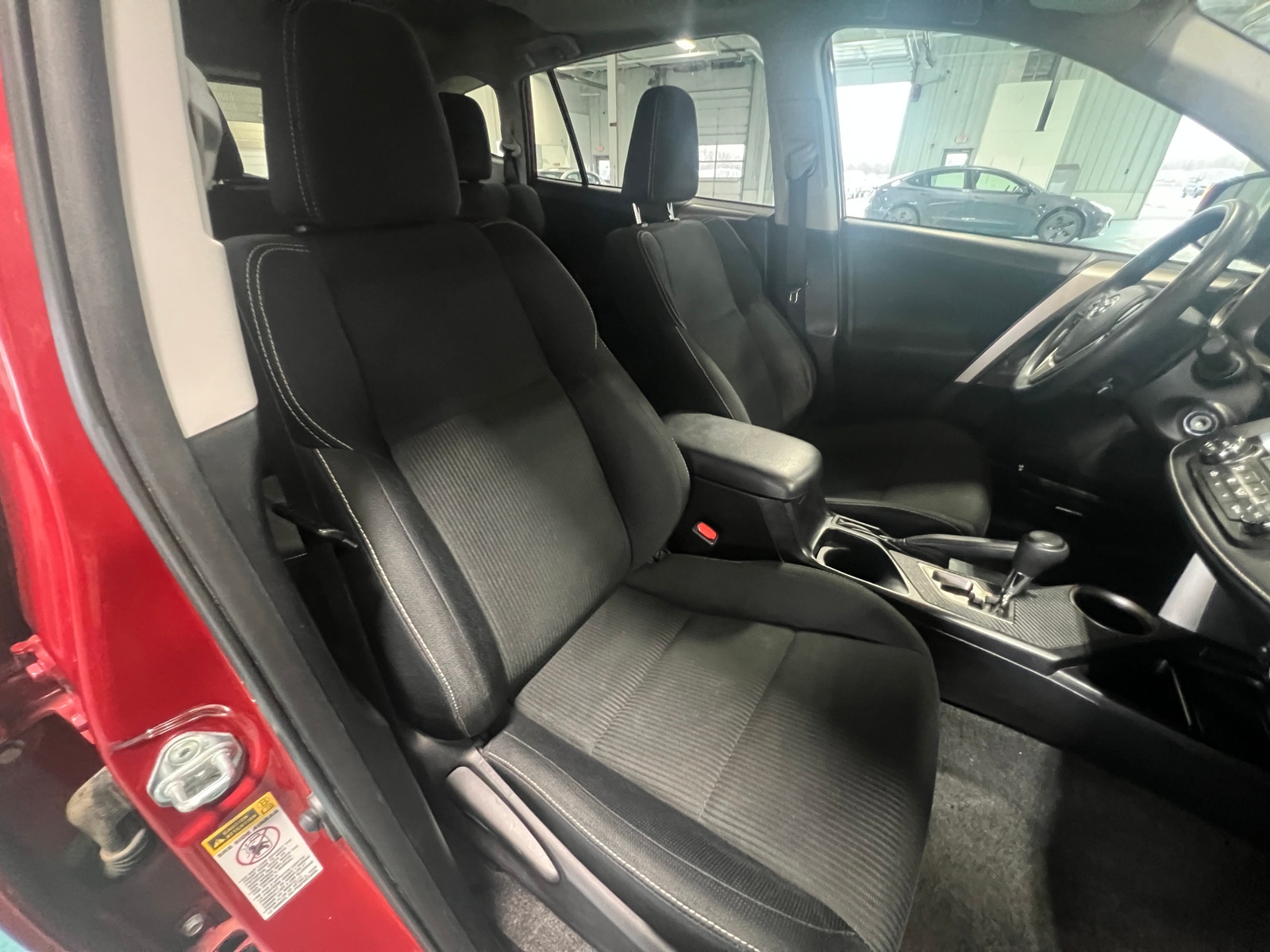 Thumbnail: 2015 Toyota RAV4 - 2