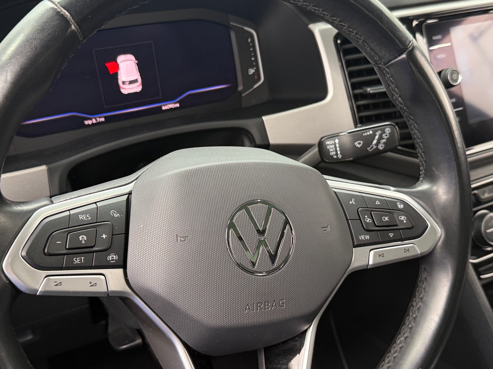 Thumbnail: 2020 Volkswagen Atlas - 4