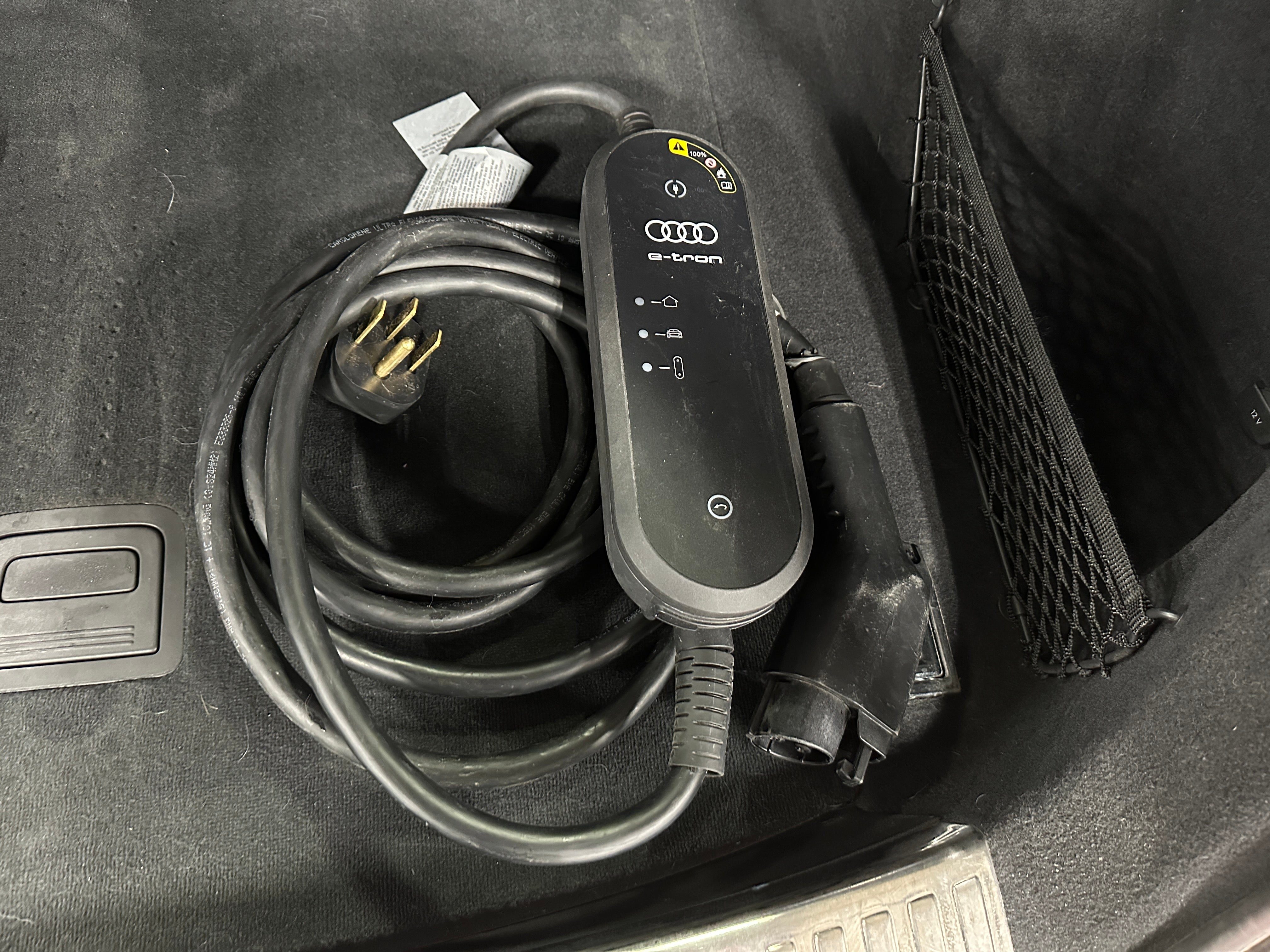 Used 2022 Audi e-tron S Sportback Prestige with VIN WA13CBGE7NB034864 for sale in Oak Creek, WI