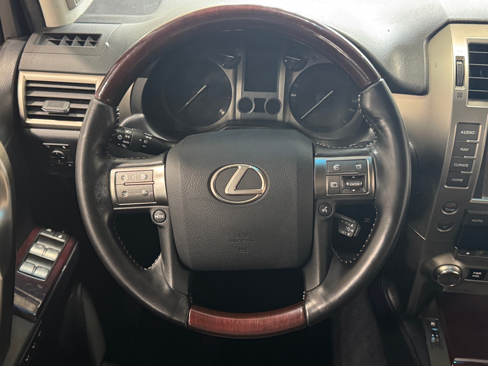 Thumbnail: 2019 Lexus GX - 4