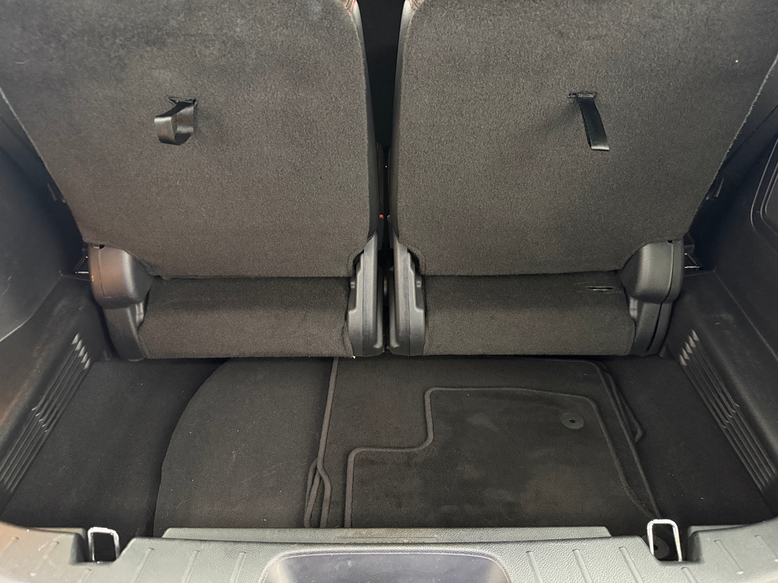 Thumbnail: 2016 Ford Explorer - 6