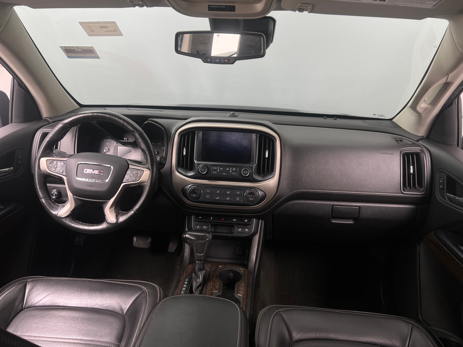 Thumbnail: 2017 GMC Canyon - 2