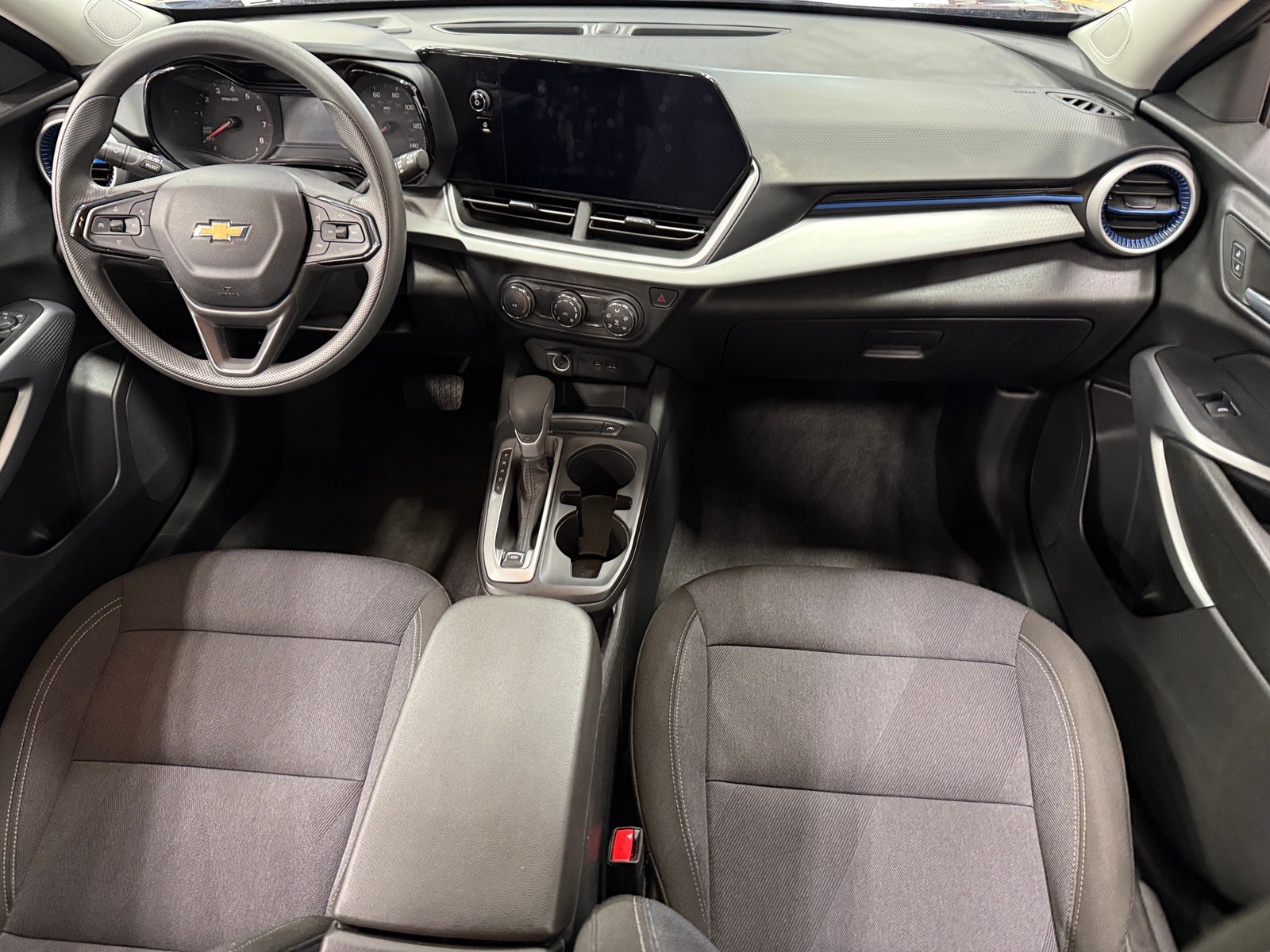 Thumbnail: 2025 Chevrolet Trax - 3