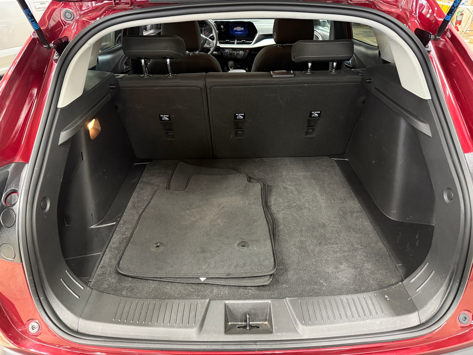 Thumbnail: 2025 Chevrolet Trax - 7